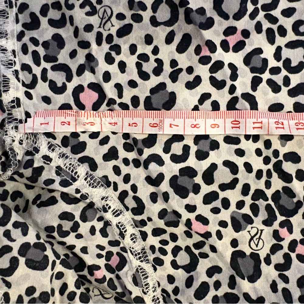 VICTORIA SECRET Leopard Pyjamas Set - Picture 6 of 10